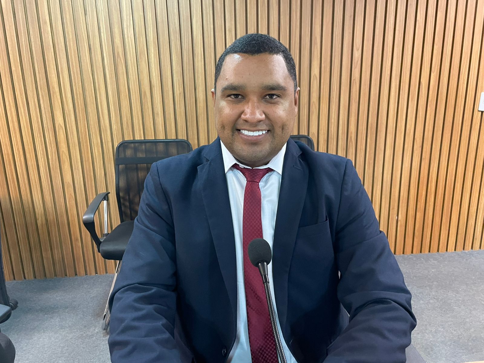 Quadra poliesportiva e Campo Society solicita vereador Pedro Augusto à gestão municipal