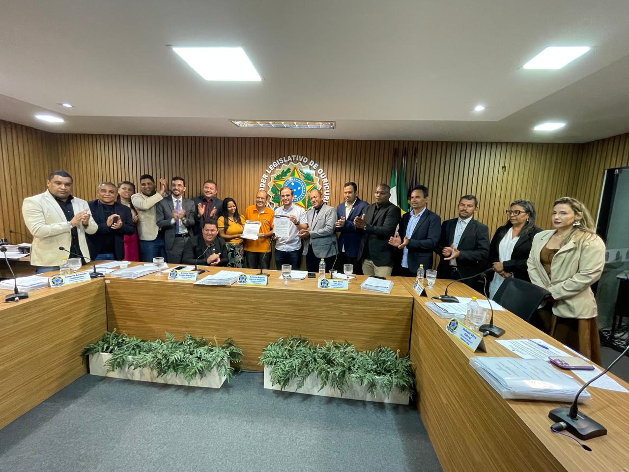 Vereadores aprovam reajustes salarial para os professores e servidores de Ouricuri